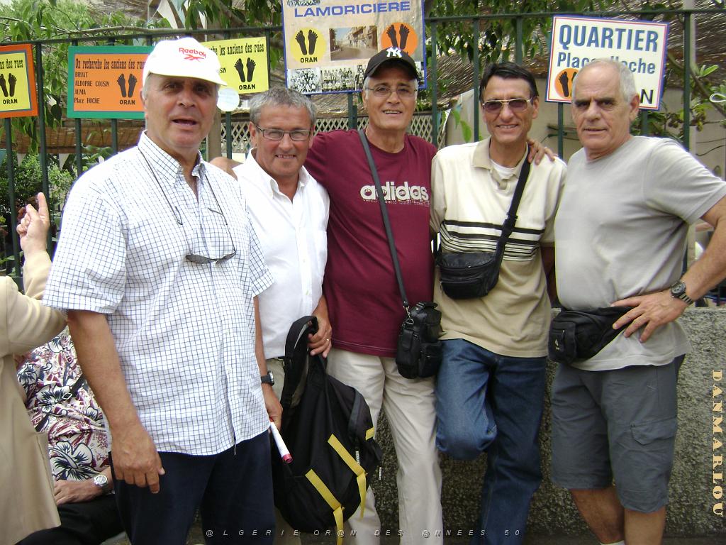 NIMES 2010 LES COPAINS DE LA RUE BRUAT.JPG -                                